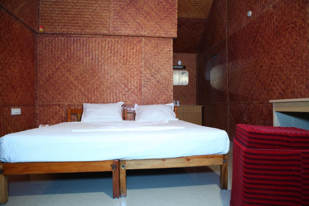 Savithri Inn Bamboo Cottages & Resorts バルカラ エクステリア 写真